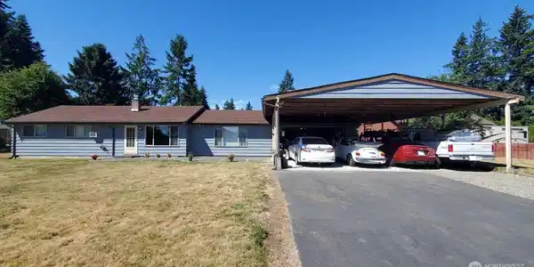 1602 Tacoma Point E