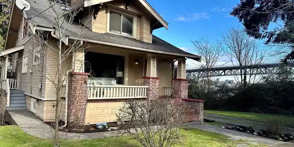 354 Fulton