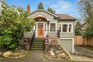 3610 Burke N