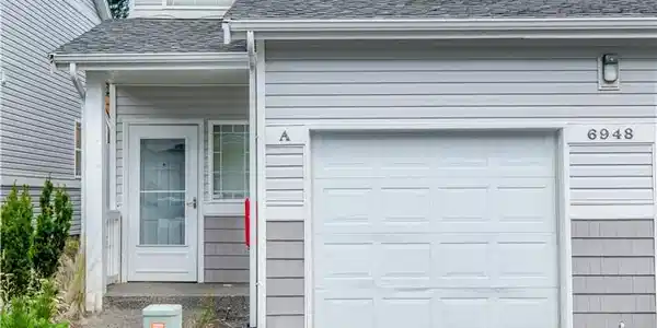 6948 47th SE