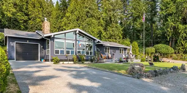 2976 Northshore