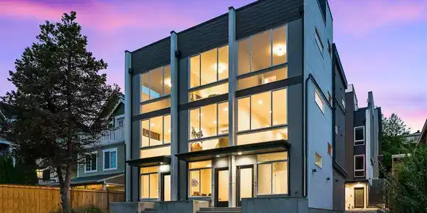3411 C 23rd W