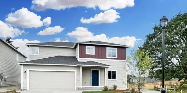 2235 Cantergrove SE