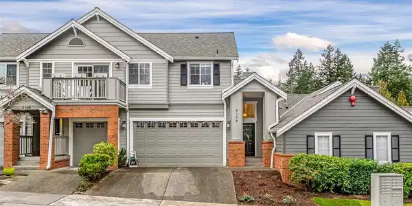 4106 248th SE