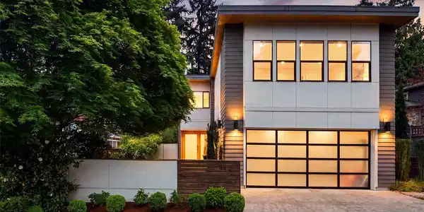 4412 94th NE
