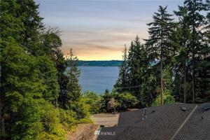 525 Lake Sammamish