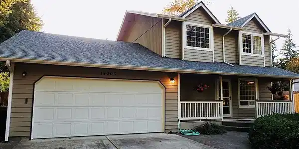 15905 Lindsay SE