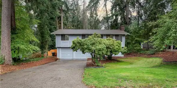 6821 Timberlake SE
