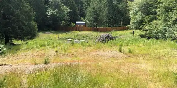 2550 E Mason Lake Road