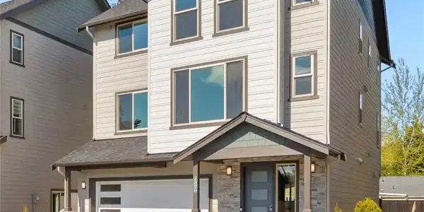 4325 137th SW