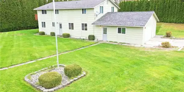 2 Lakeview