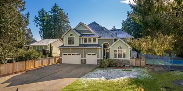 20007 Cascade E