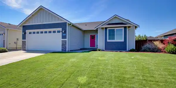 4120 Mclaughlin