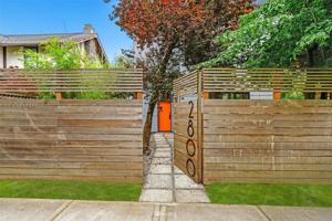 2800 Montlake E