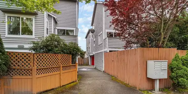 2641 57th