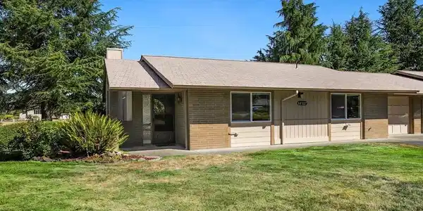 3300 Carpenter Road SE