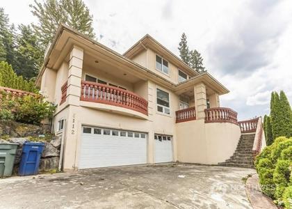 5112 189TH NE