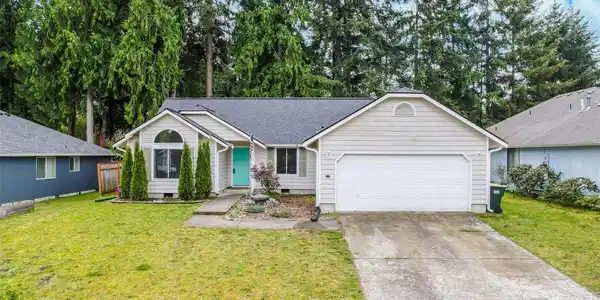 6223 22nd SE