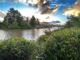 189 Duck Lake Drive NE