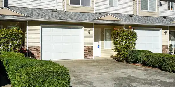 7201 194th E