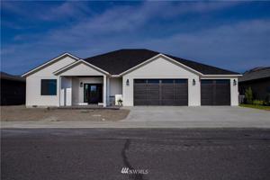 513 Sand Dunes Road