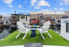 2143 Northlake