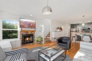 3637 Albion N