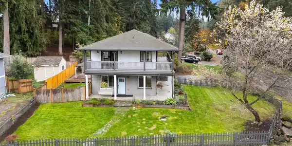 5303 191st E