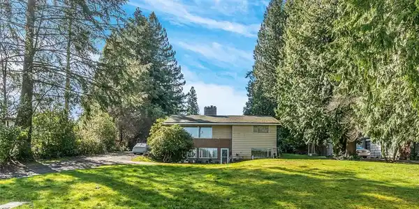 3822 Shelby Road