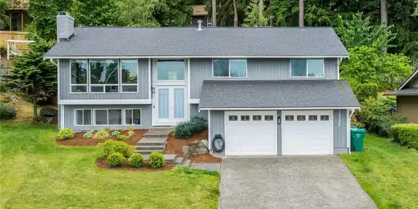 32537 42nd SW