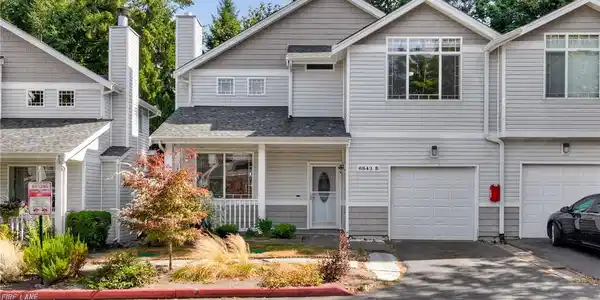 6843 47th Lane SE