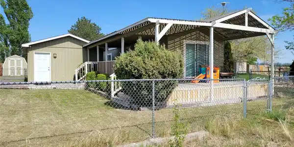 980 Orchard Dr SW