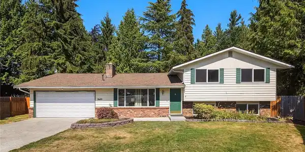3603 105th SE