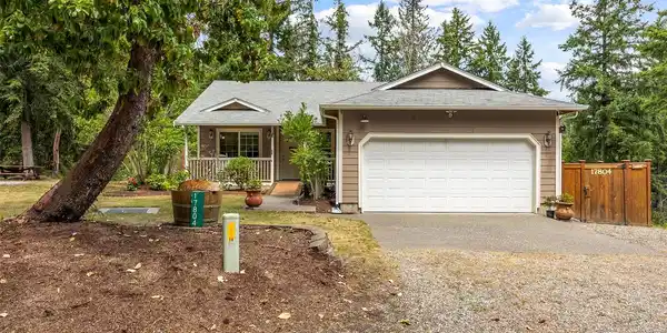 17804 Overlake SE