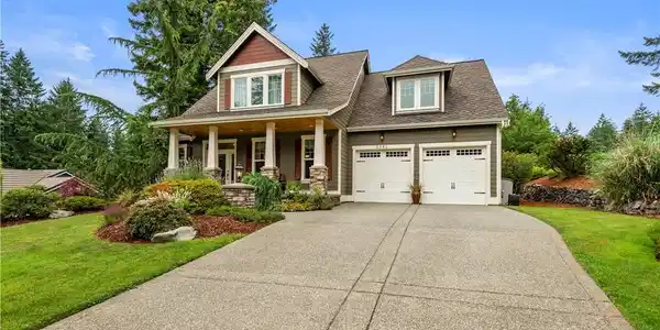 5681 Troon SW