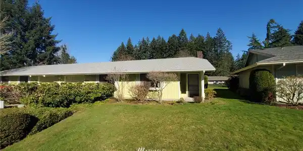 3300 Carpenter SE