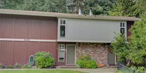 7409 Fairview Road SW