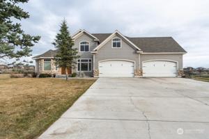 7298 Dune Lake SE