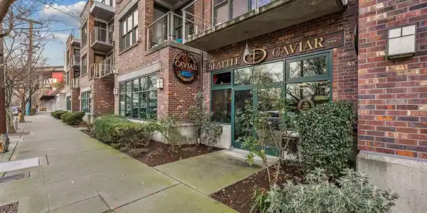 2920 Eastlake E