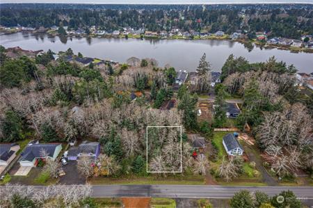 353 Duck Lake NE
