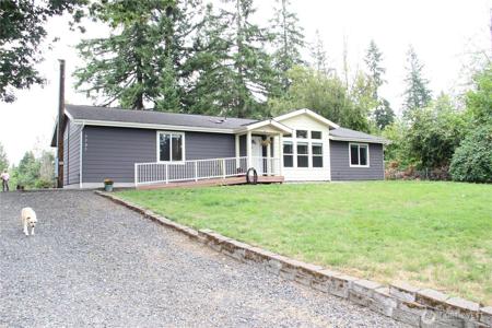 5725 Lake Bosworth