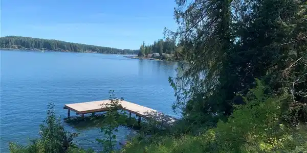 3070 Mason Lake Drive W