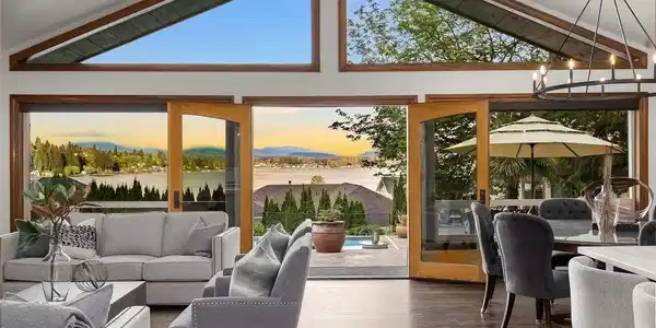 1818 Vernon