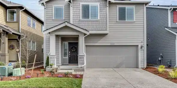 3443 80th NE