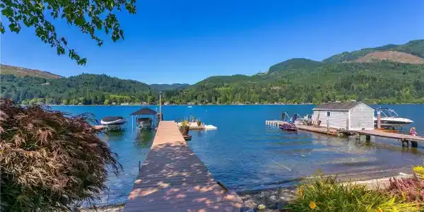 1812 Samish Lane