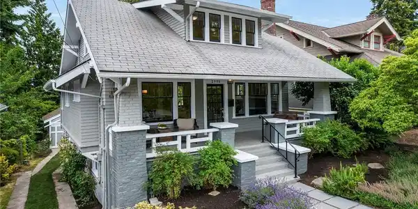 2906 1st N