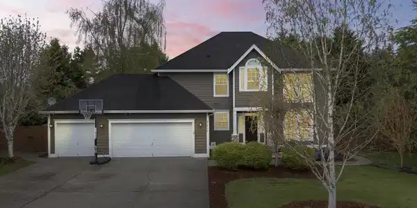 21513 23rd E
