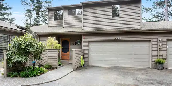 2222 Birch