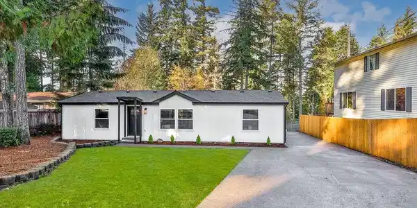 1910 Trails End