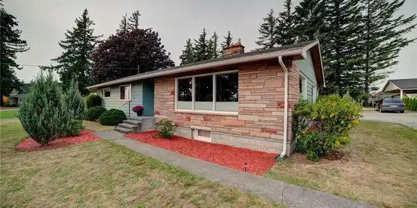 152 W Wiser Lake Road